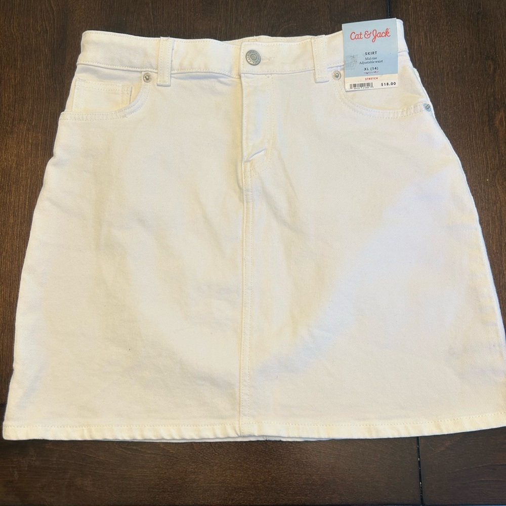 Cat and Jack size 14 White Denim Skirt
